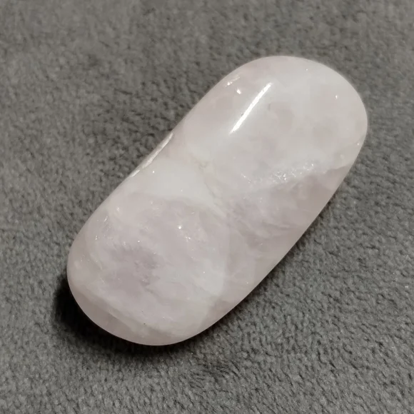 Rose Quartz Stone - Picture 3 of 4